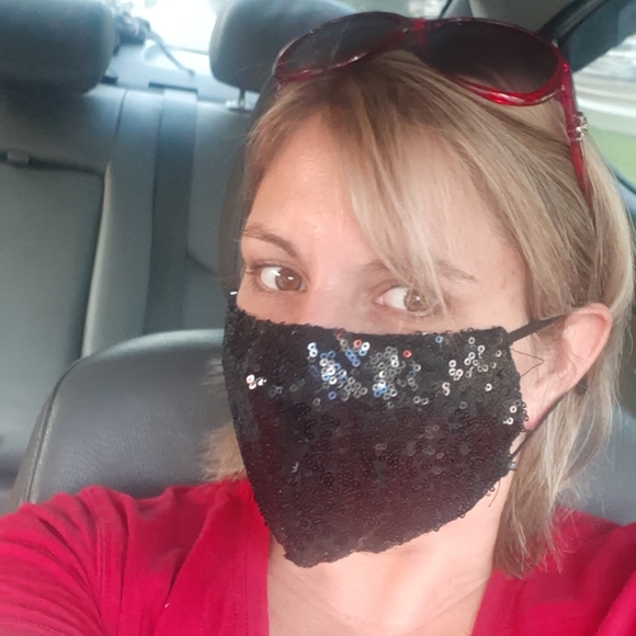 Bling Masks - Picture 4 of 4